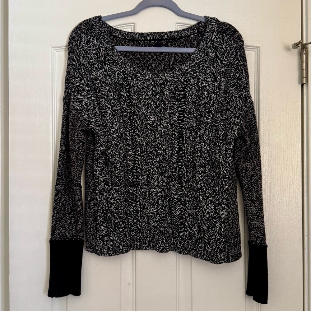 American Eagle Outfitters Black and White Marled Crewneck Sweater
